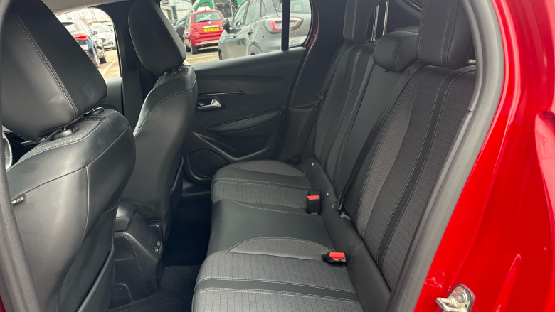 Peugeot 208 1.2 PureTech 100 Allure Premium 5dr EAT8 Petrol Hatchback